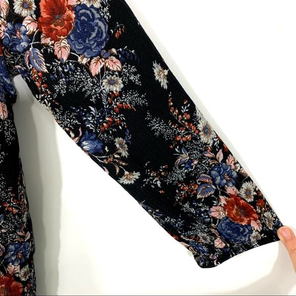 American Eagle Flowy Gauzy Floral Peasant Blouse Top Small - Picture 5 of 11